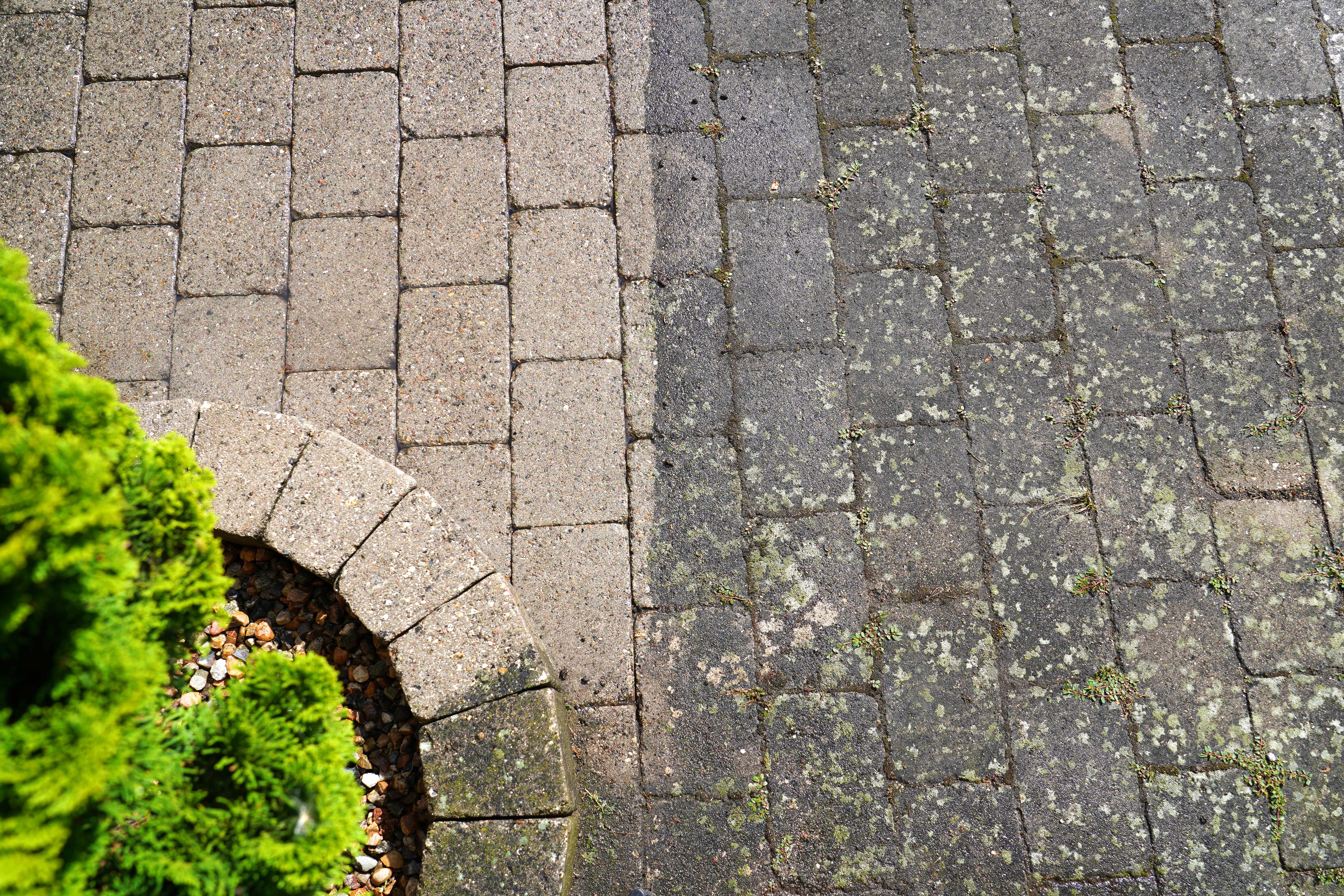 Cleaned patio in Tampa